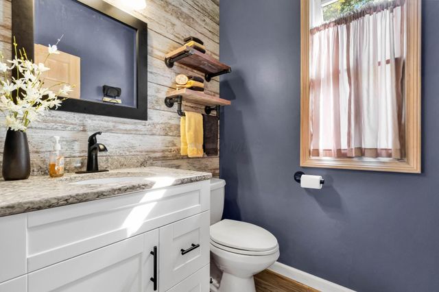 5830 Houchard Road, Dublin, OH 43016