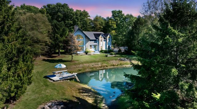 5830 Houchard Road, Dublin, OH 43016