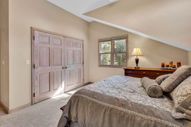 5830 Houchard Road, Dublin, OH 43016