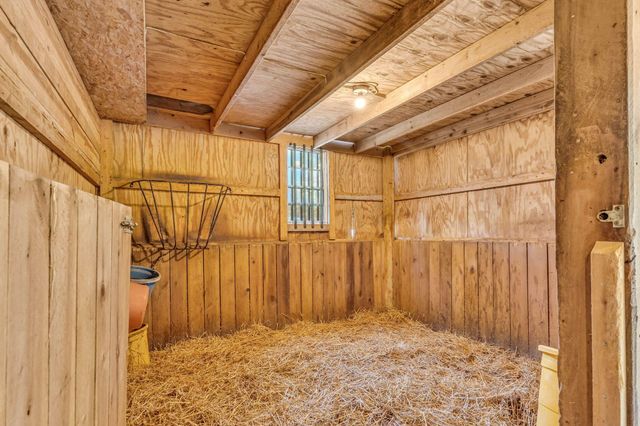 5830 Houchard Road, Dublin, OH 43016