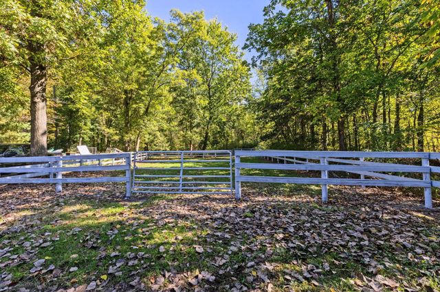 5830 Houchard Road, Dublin, OH 43016