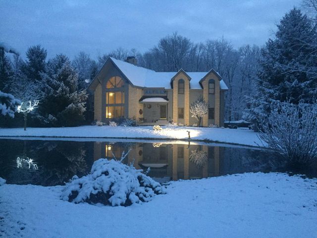 5830 Houchard Road, Dublin, OH 43016