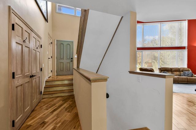 5830 Houchard Road, Dublin, OH 43016