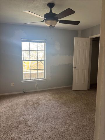5304 Spring Branch Drive, Pearland, TX 77584
