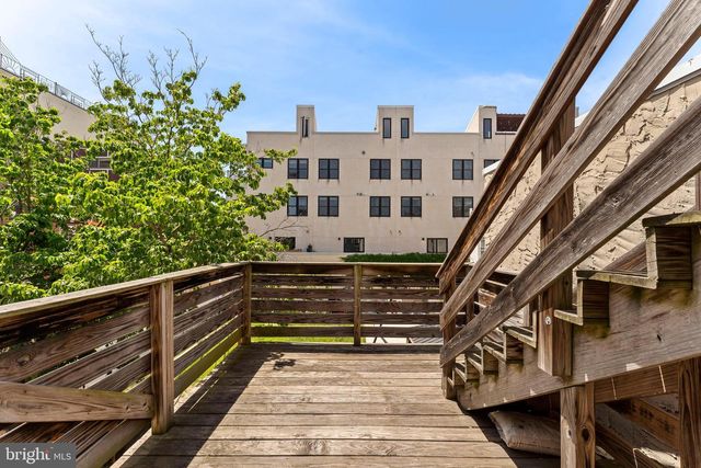 1304 S HOWARD ST, Philadelphia, PA 19147