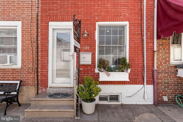 1304 S HOWARD ST, Philadelphia, PA 19147