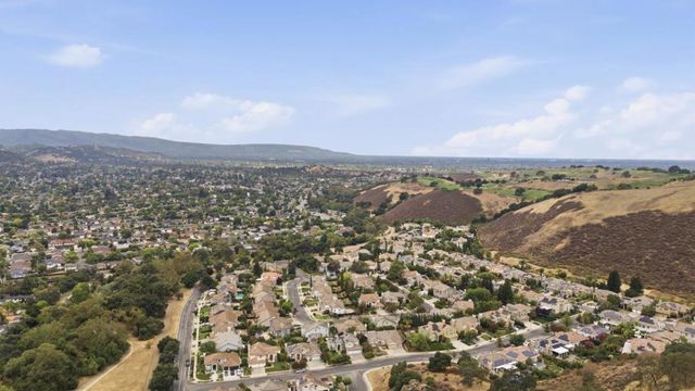 6594 Pfeiffer Ranch Road, San Jose, CA 95120