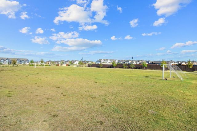 403 STINCHCOMB RD, Hutto, TX 78634