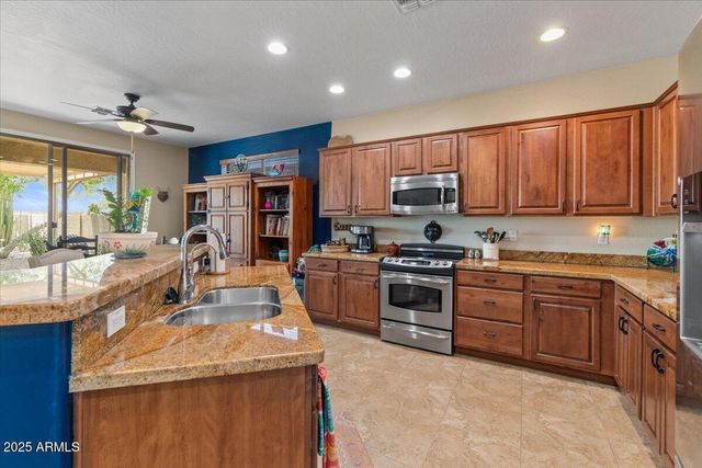 5433 W PUEBLO Drive, Eloy, AZ 85131