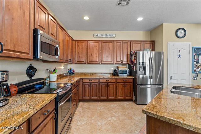 5433 W PUEBLO Drive, Eloy, AZ 85131