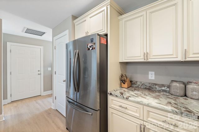 105 Oak Ridge Drive, Archdale, NC 27263