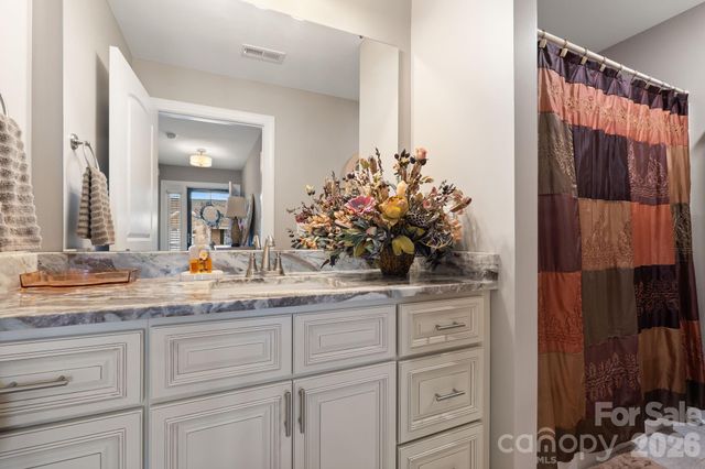 105 Oak Ridge Drive, Archdale, NC 27263