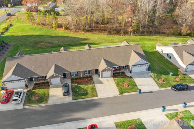 105 Oak Ridge Drive, Archdale, NC 27263