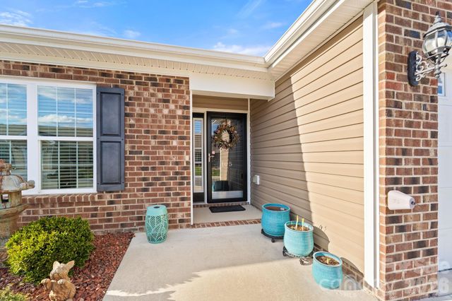 105 Oak Ridge Drive, Archdale, NC 27263