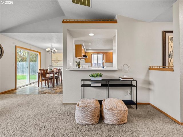 1961 CUCKOO Ct Nw, Salem, OR 97304