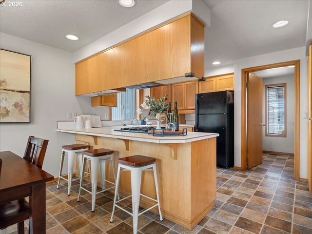 1961 CUCKOO Ct Nw, Salem, OR 97304