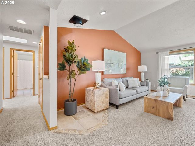 1961 CUCKOO Ct Nw, Salem, OR 97304