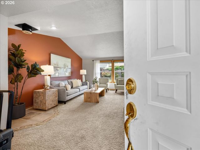 1961 CUCKOO Ct Nw, Salem, OR 97304