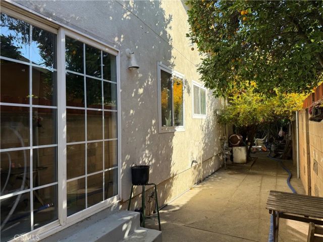 14428 Rex Street, Sylmar, CA 91342