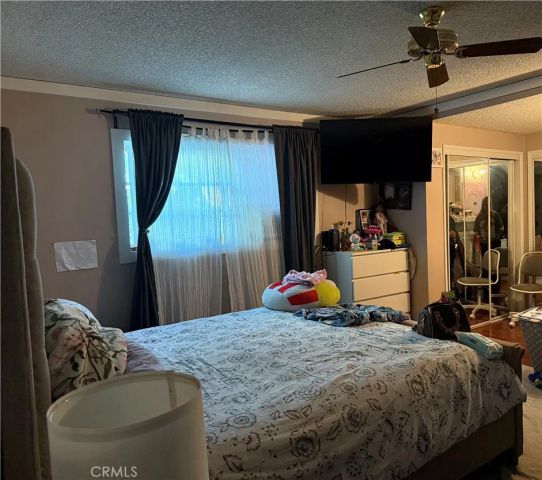 14428 Rex Street, Sylmar, CA 91342