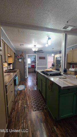 1591 Brookhaven Drive, Southaven, MS 38671