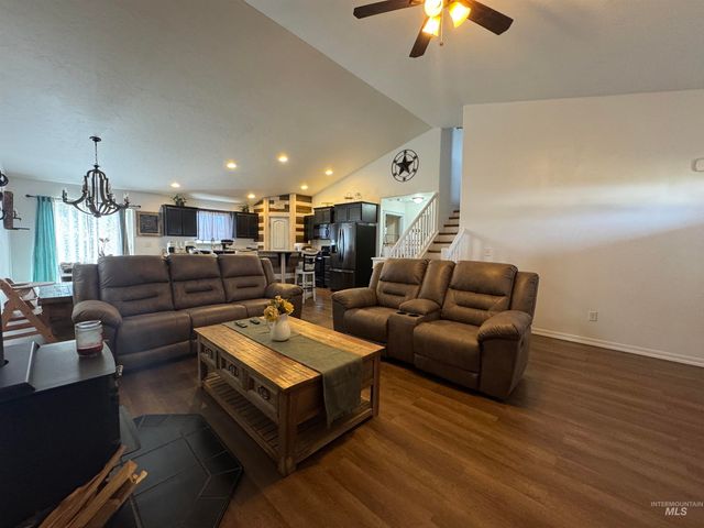 817 Owl Court, Jerome, ID 83338