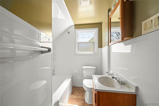 627 73rd Street, Niagara Falls, NY 14304