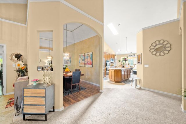 5435 Bridge Creek Ln, Carmichael, CA 95608