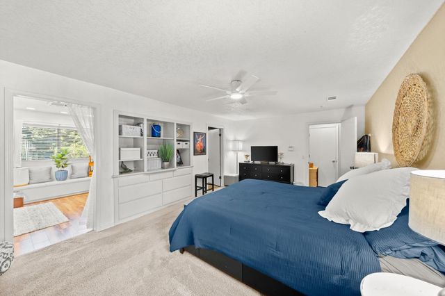 5435 Bridge Creek Ln, Carmichael, CA 95608