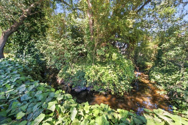 5435 Bridge Creek Ln, Carmichael, CA 95608