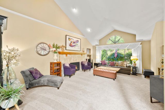 5435 Bridge Creek Ln, Carmichael, CA 95608