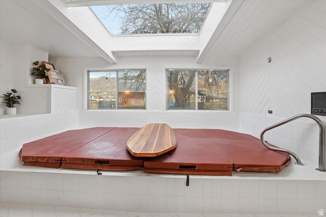 716 S 600 E, River Heights, UT 84321