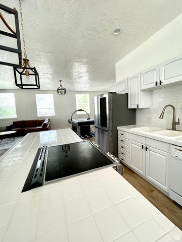 716 S 600 E, River Heights, UT 84321