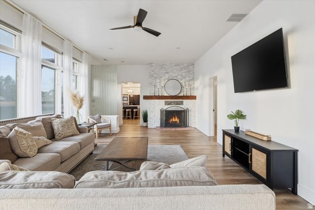 716 S 600 E, River Heights, UT 84321