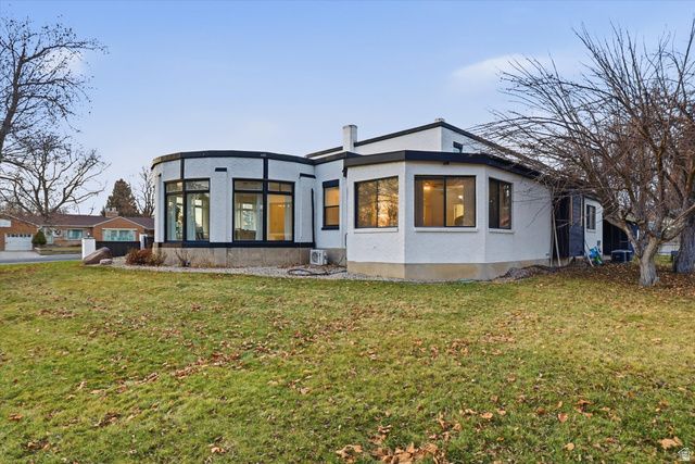 716 S 600 E, River Heights, UT 84321