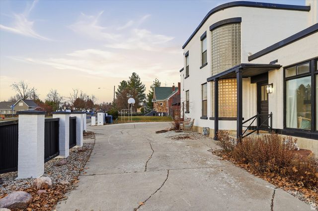 716 S 600 E, River Heights, UT 84321