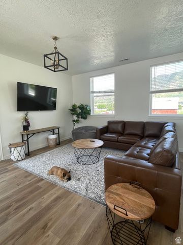 716 S 600 E, River Heights, UT 84321