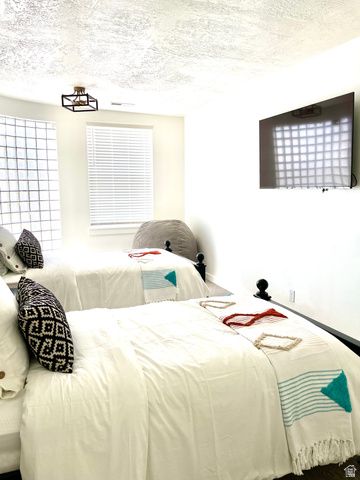 716 S 600 E, River Heights, UT 84321