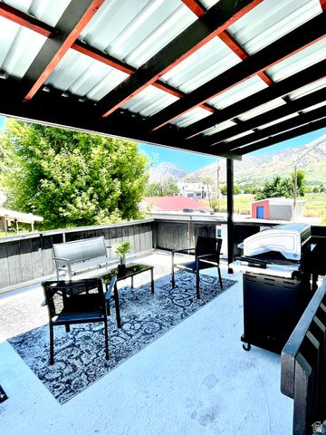 716 S 600 E, River Heights, UT 84321