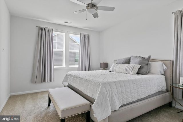 1 TURIN WAY, Mount Laurel, NJ 08054