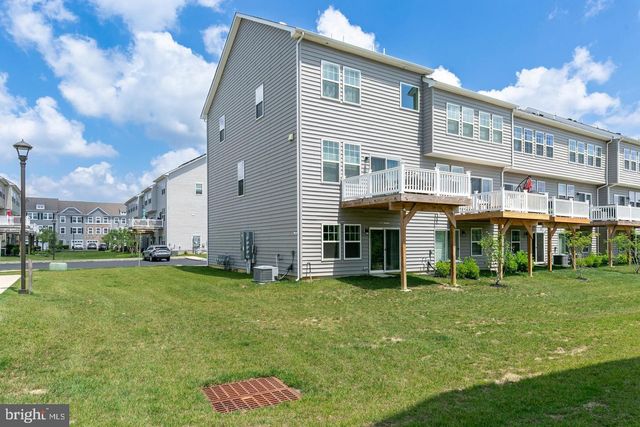 1 TURIN WAY, Mount Laurel, NJ 08054