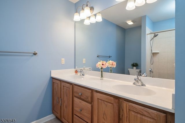 1 Wimbledon Dr U2 2, Vernon Twp., NJ 07462
