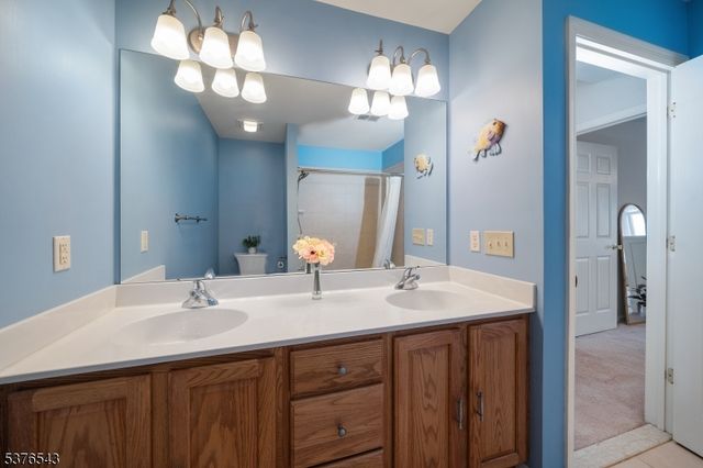 1 Wimbledon Dr U2 2, Vernon Twp., NJ 07462