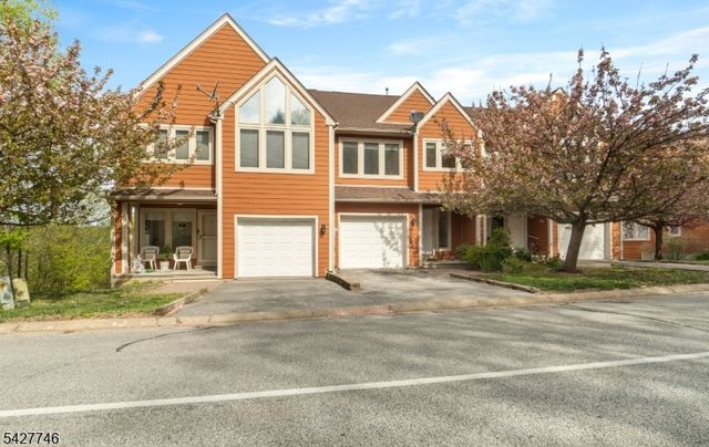 1 Wimbledon Dr U2 2, Vernon Twp., NJ 07462