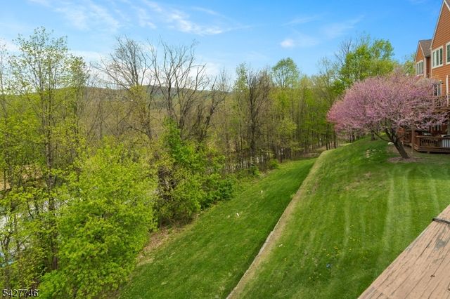 1 Wimbledon Dr U2 2, Vernon Twp., NJ 07462