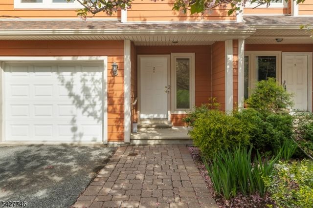 1 Wimbledon Dr U2 2, Vernon Twp., NJ 07462