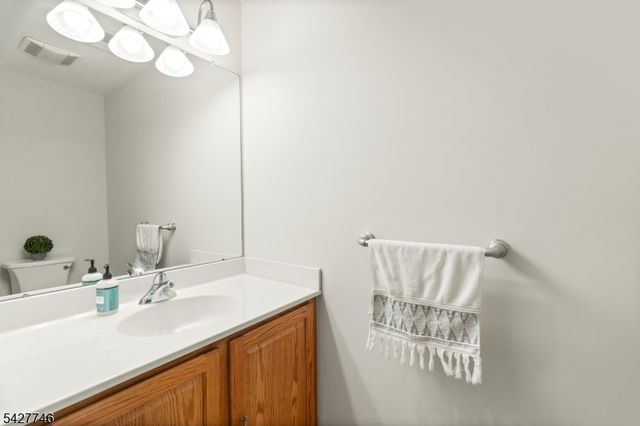 1 Wimbledon Dr U2 2, Vernon Twp., NJ 07462