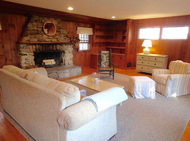 88 Hollett Street, Scituate, MA 02066
