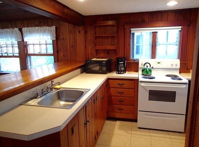 88 Hollett Street, Scituate, MA 02066