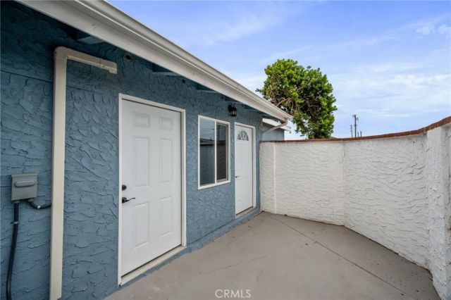 1514 E Young Street, Wilmington, CA 90744